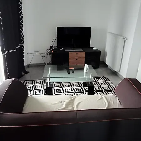 2 Piece Appartement